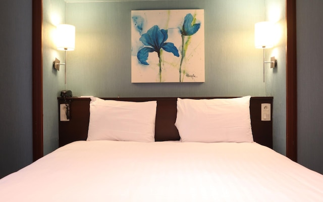 ティモテル オデッサ モンパルナス