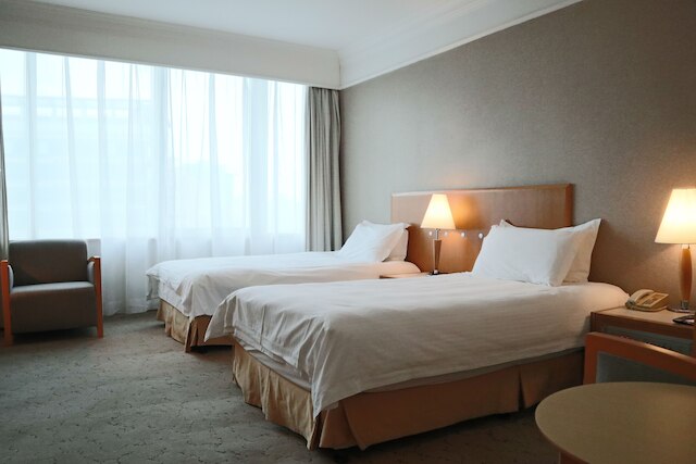 ジン ジャン ティエン チェン ホテル (上海天誠大酒店)