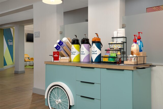 スパーク・バイ・ヒルトン・ラーウェイ