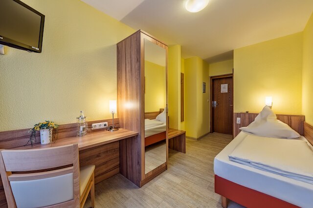 ウィンザー ホテル (东山温莎大酒店)