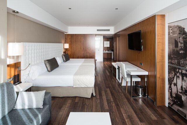 カタロニア ランブラス ホテル