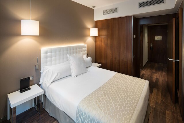 カタロニア ランブラス ホテル