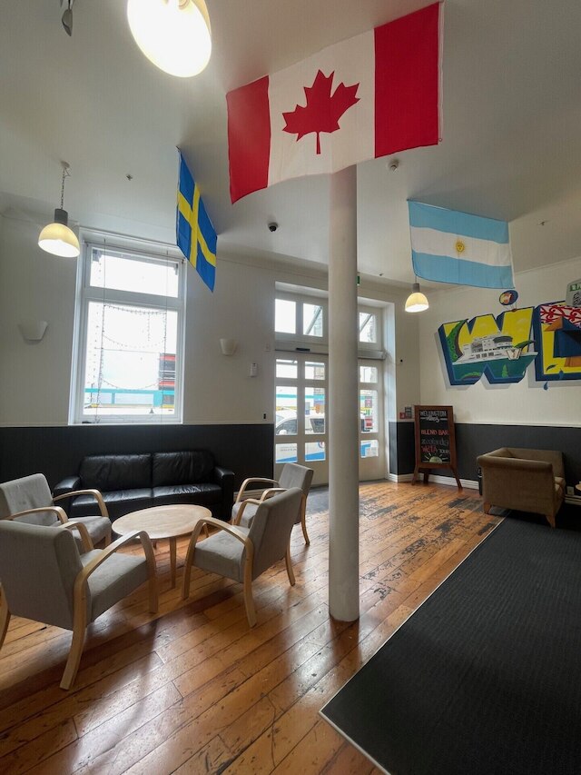 ノマッズ キャピタル バックパッカーズ ウェリントン