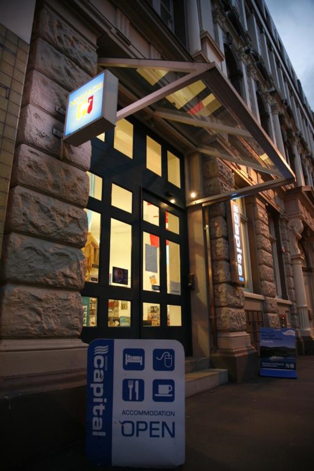 ノマッズ キャピタル バックパッカーズ ウェリントン