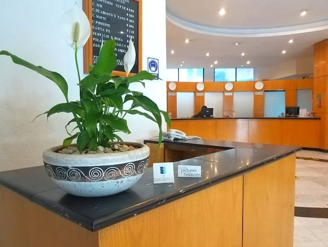 エル ディプロマティコ ホテル