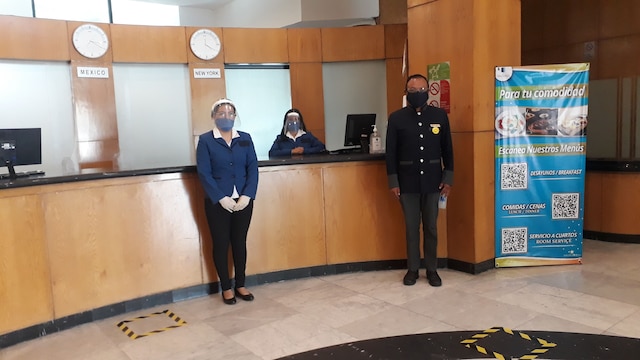 エル ディプロマティコ ホテル