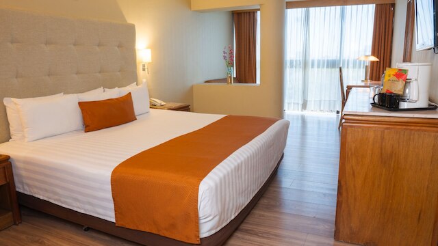 エル ディプロマティコ ホテル