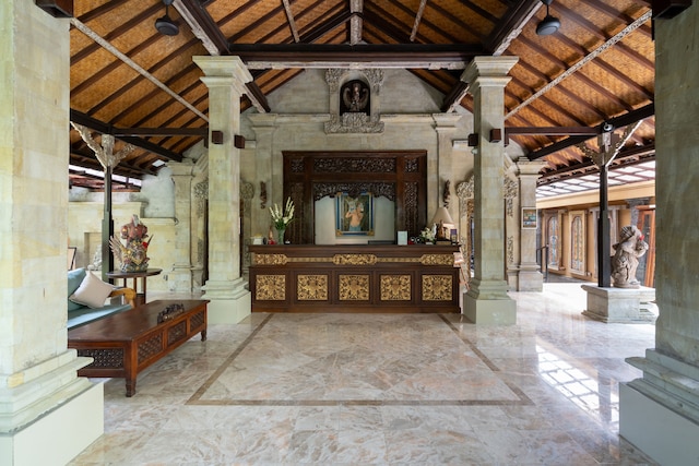 スヴァルガ・ベベック・ヴィラ