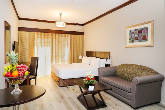 サボイ クレスト ホテル アパートメンツ