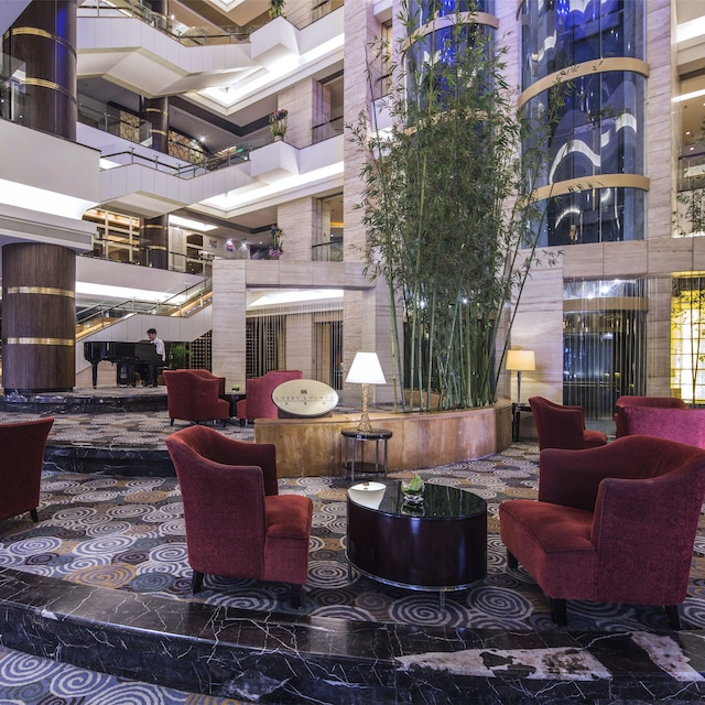 ハワードジョンソン パール プラザ武漢 (武漢江城明珠豪生大酒店)