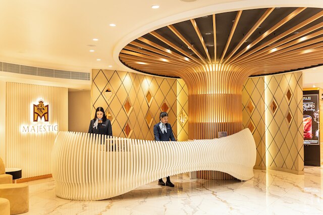 マジェスティック シティ リトリート ホテル