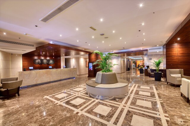 マジェスティック シティ リトリート ホテル