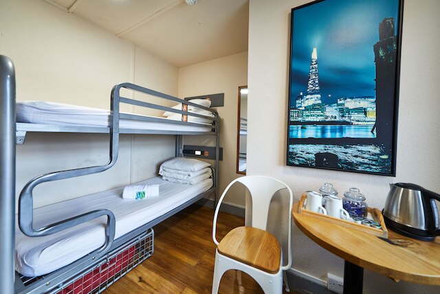 セント クリストファーズ イン シェファーズ ブッシュ - ホステル