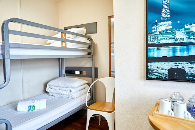 セント クリストファーズ イン シェファーズ ブッシュ - ホステル