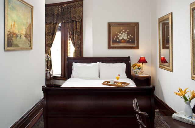 アメリカン ゲスト ハウス