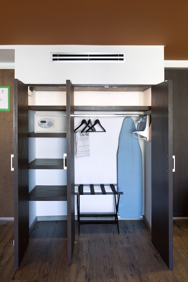 ホリデイ イン ゾナ セントロ by IHG