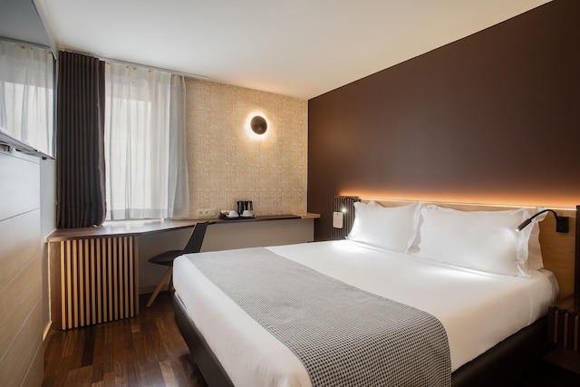 HF フェニックス アーバン