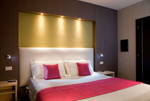 ナポリターモ ホテル メディナ