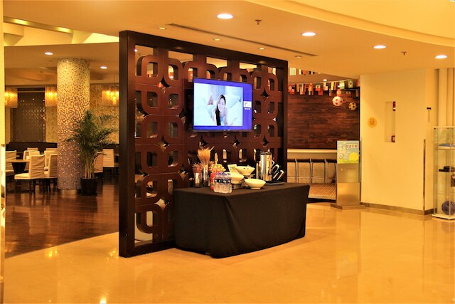 ホリデイ・イン エクスプレス上海普陀 by IHG (上海緑地普陀快捷仮日酒店)