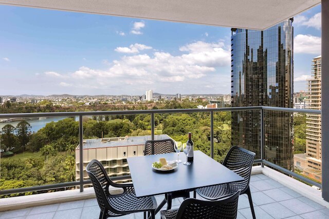 オーメンフン ブリスベン オン マーガレット スイーツ