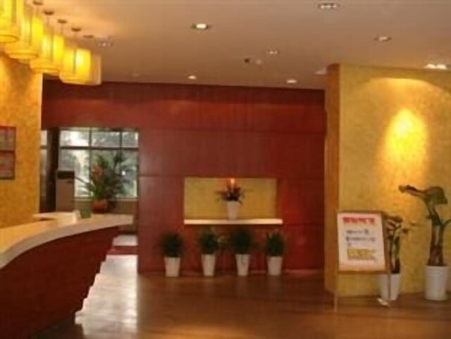 ジンジャン イン チョンドゥ ウェンシュファン (錦江之星 成都文殊坊店)