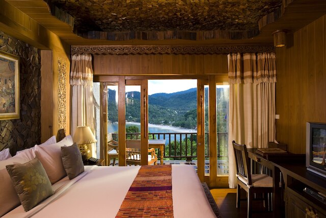 サンティヤコーパンガンリゾート＆スパ