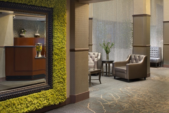 ソフィア・ホテル