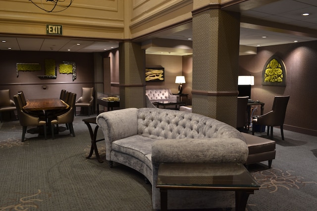 ソフィア・ホテル