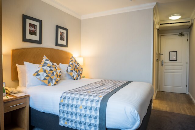 ホリデイ イン マンチェスター ウエスト by IHG