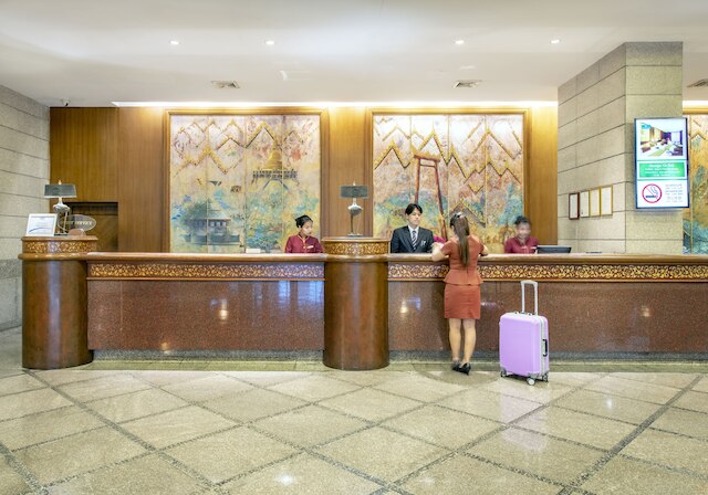 ラマダ、ウィンダム バンコク チャオパヤ パーク