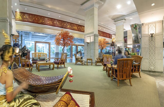 ラマダ、ウィンダム バンコク チャオパヤ パーク