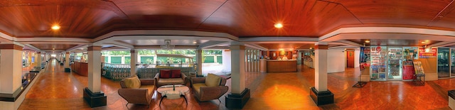 ロイヤル・アイボリー・スクンビットナナ