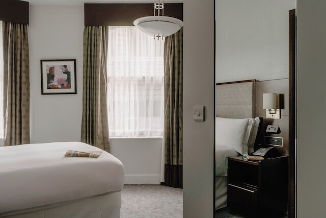 クラブ クォーターズ ホテル トラファルガー スクエア