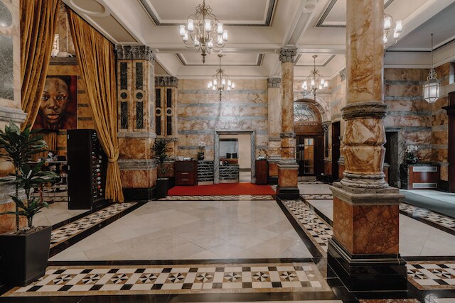 クラブ クォーターズ ホテル トラファルガー スクエア