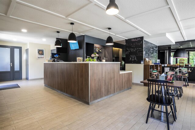 カンパニール アヴァロン