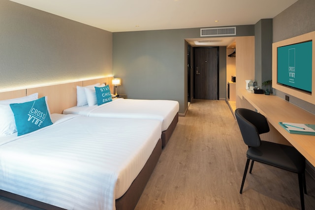 クロス バイブ バンコク スリナカリン