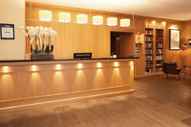 タウンハウス ホテル