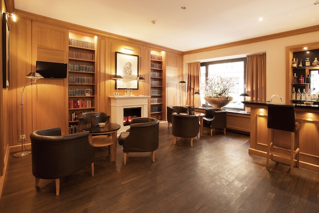 タウンハウス ホテル