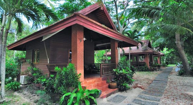 バーン マイ ビーチフロント プーケット ローン アイランド