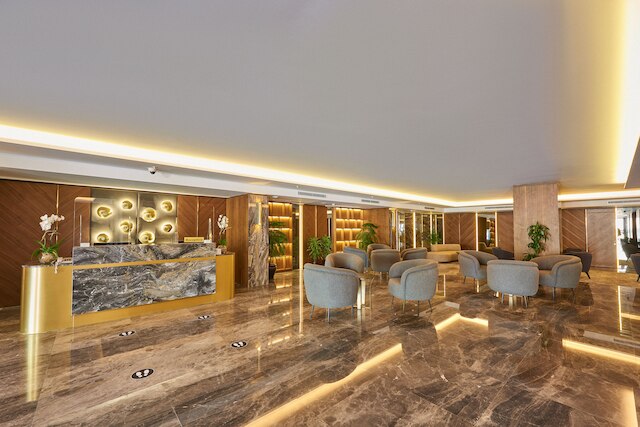 グランド ホテル グルソイ