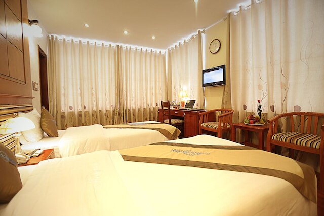 ムーン ビュー ホテル