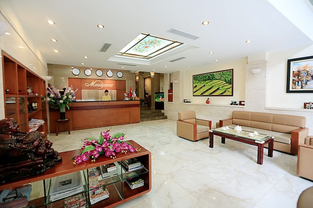 ムーン ビュー ホテル