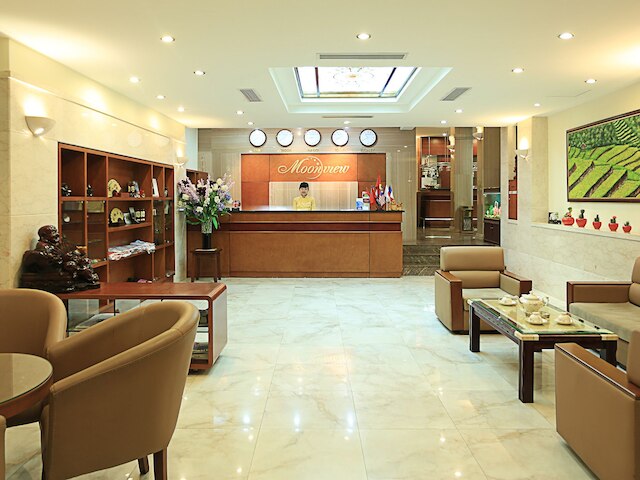 ムーン ビュー ホテル