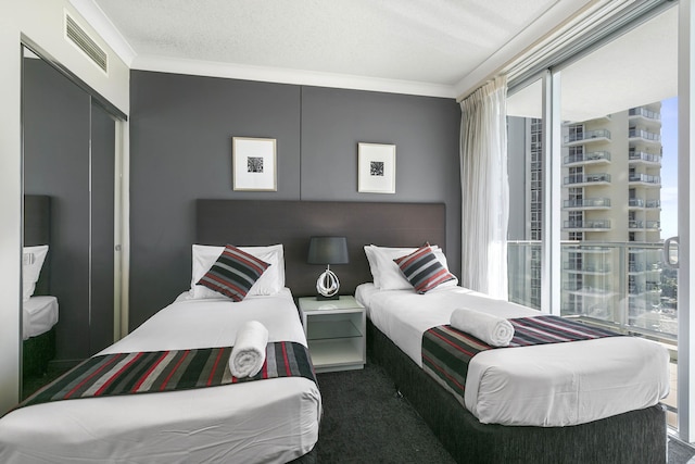 マントラ タワーズ オブ シェブロン