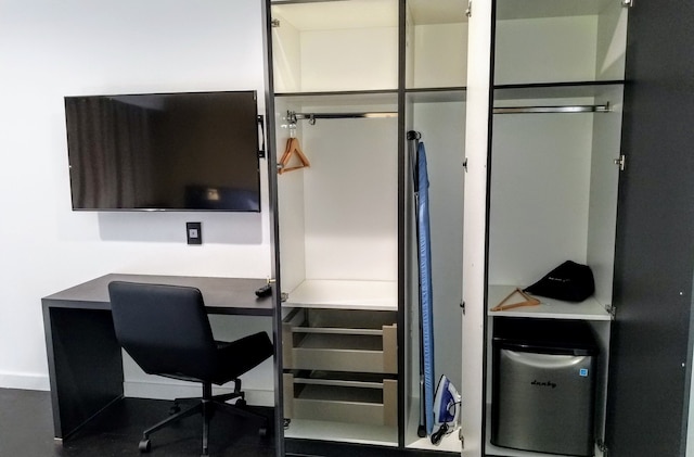 グレン カプリ イン & スイーツ - バーバンク ユニバーサル