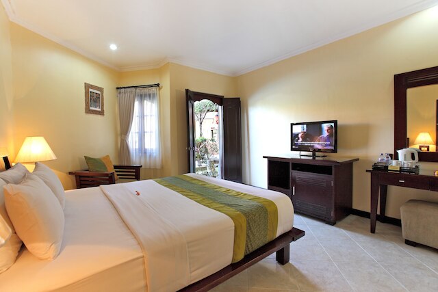 アディダルマホテルクタ