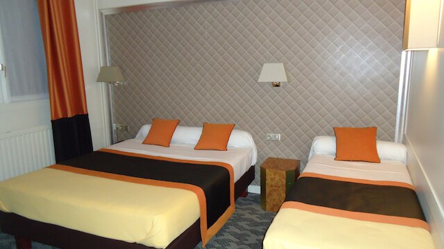 ホテル ダミアン