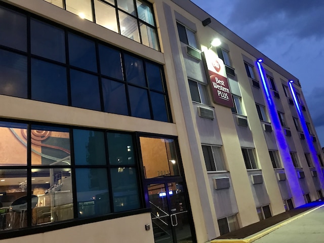 ベストウェスタン プラス ブルックリン ベイ ホテル