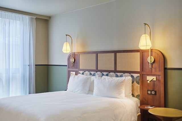 ボコ パリ – ポルト ドゥ クリシー by IHG