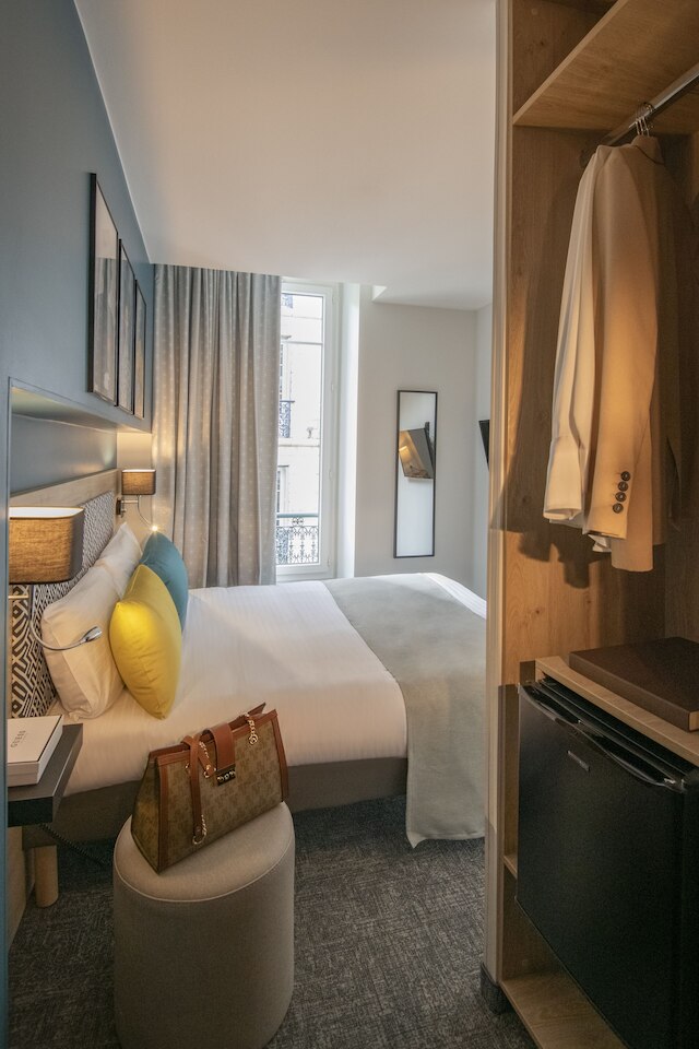 オテル ブリストル